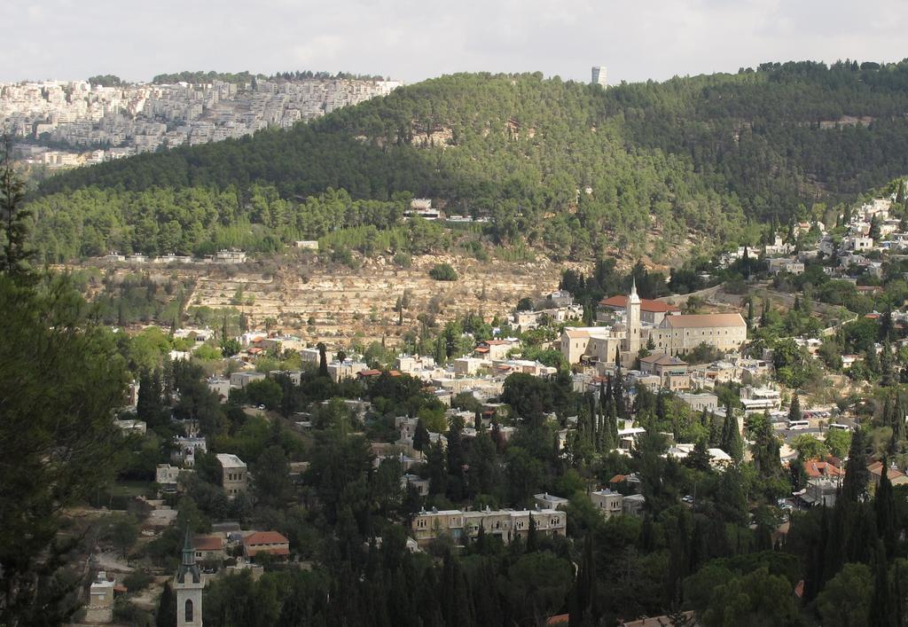 The Nest - A Romantic Vacation Home In Ein Kerem - Иерусалим Номер фото