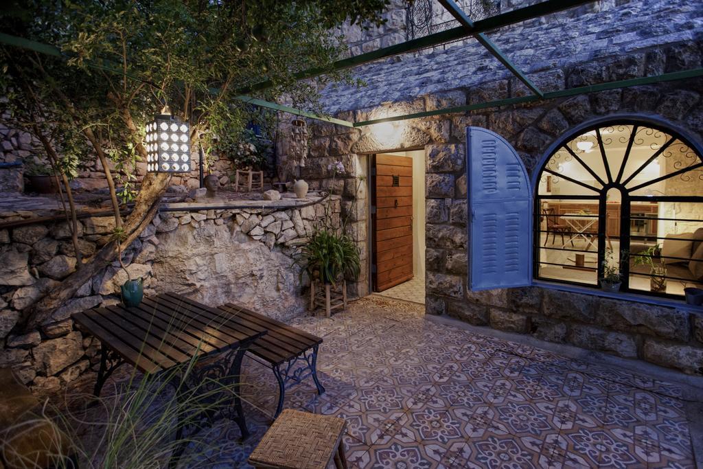 The Nest - A Romantic Vacation Home In Ein Kerem - Иерусалим Экстерьер фото